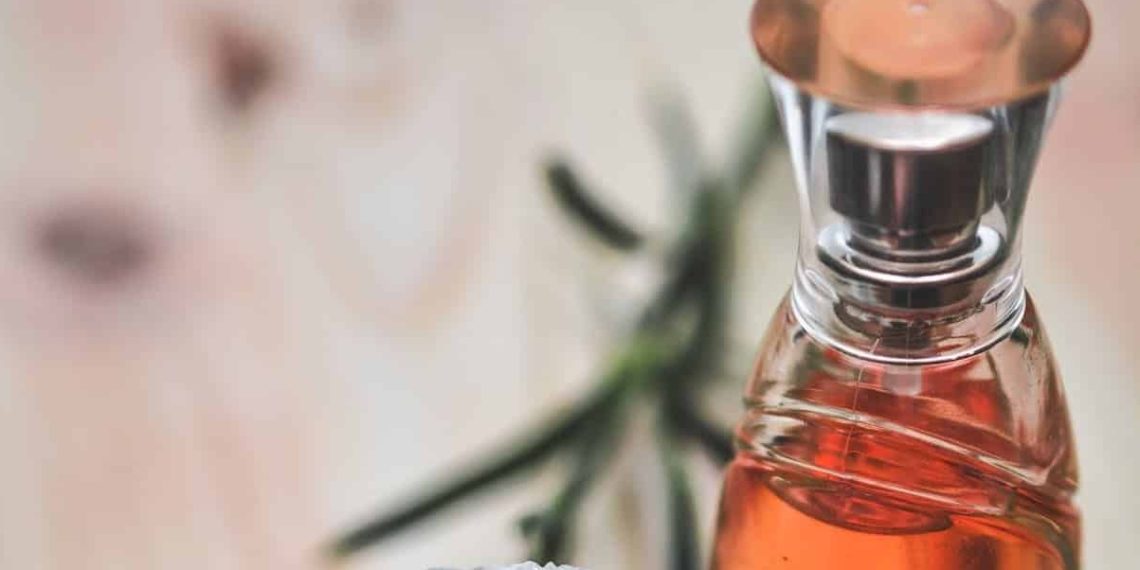 perfumes florais capa e1714855489222