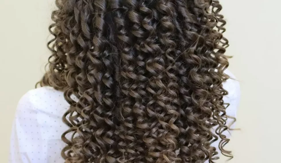 cabelo cacheado 1 e1740618440616
