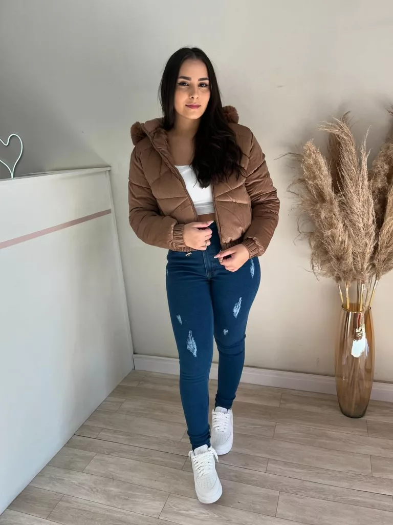 jaqueta puffer 4 - Quer arrasar no frio? Aposte em looks com jaqueta puffer que unem aconchego e moda