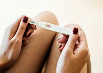 sonhar teste gravidez - Você sonhou com teste de gravidez positivo? Descubra os significados e o que esse sinal pode revelar sobre sua vida