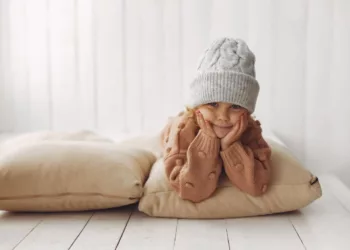 bb sono - Dicas para ajudar o bebê a dormir melhor nas noites mais frias