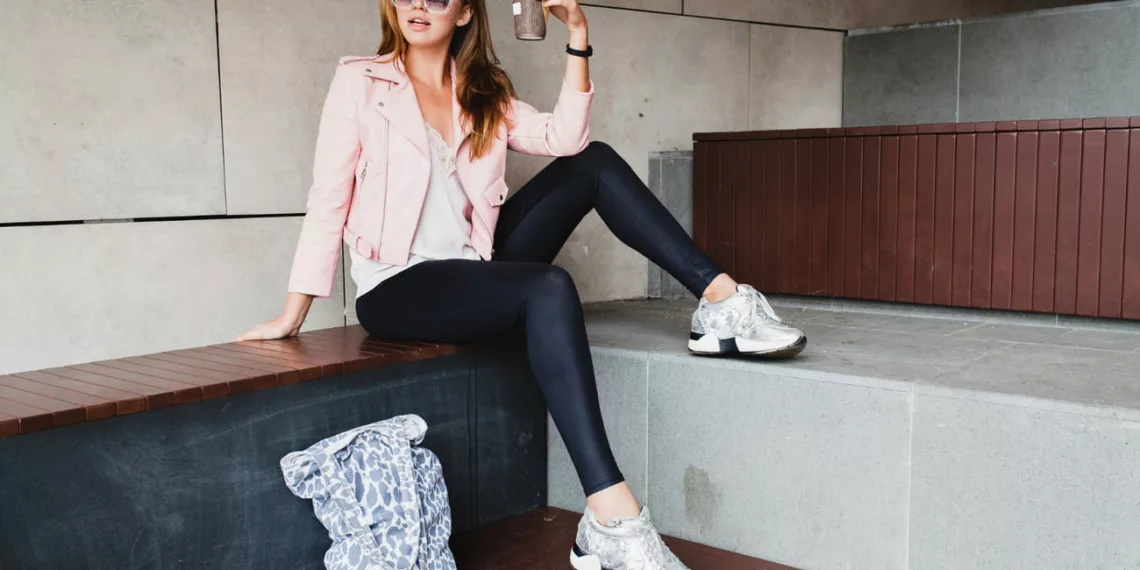 legging 1 - Como a legging vira peça-chave nos dias frios e ganha status de protagonista no look