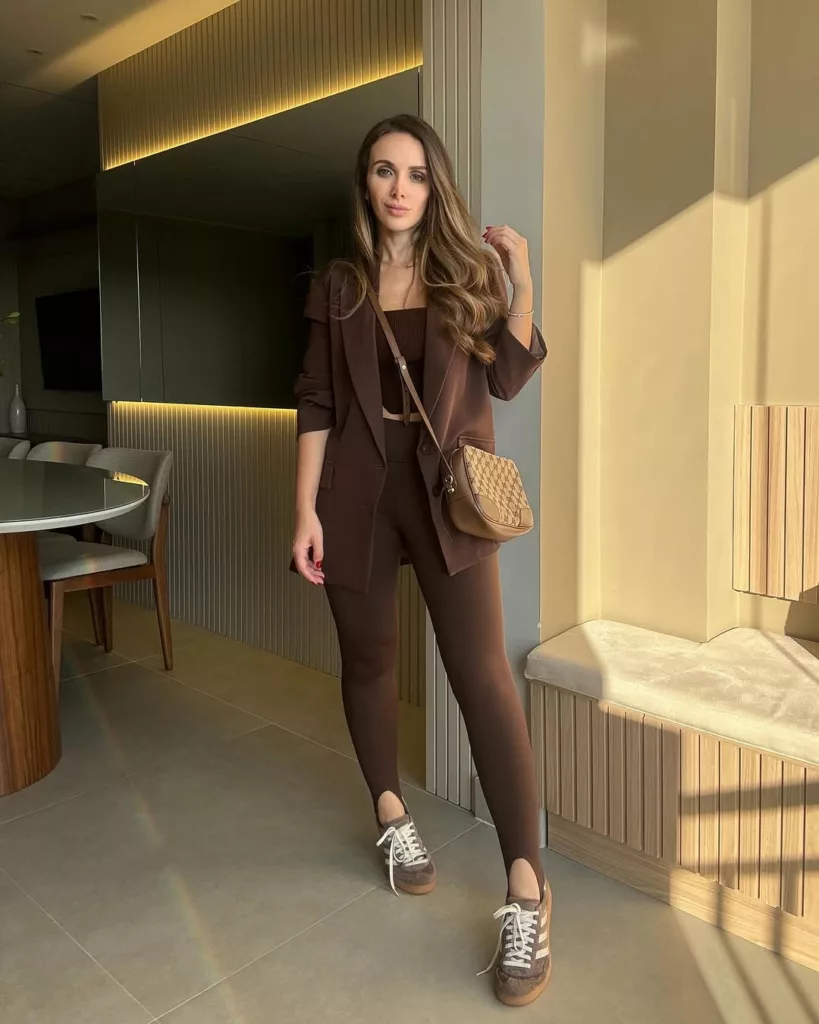 legging 5 - Como a legging vira peça-chave nos dias frios e ganha status de protagonista no look