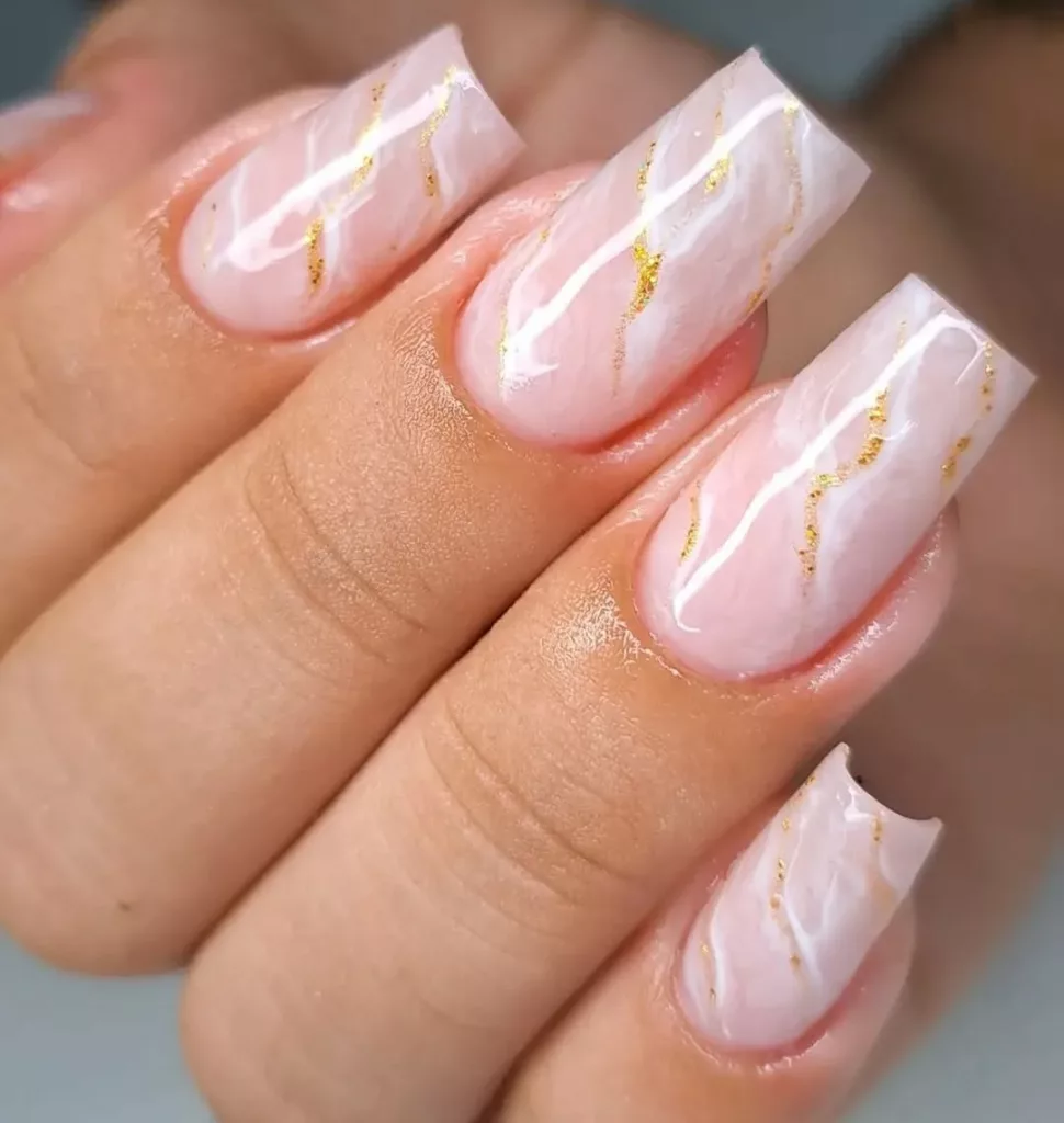 unha efeito marmore 2 - Unhas decoradas com efeito mármore: a tendência que está bombando no TikTok